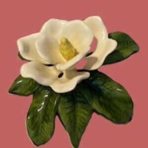 Vintage Ceramic Magnolia